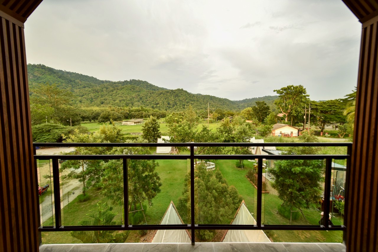 LINE_ALBUM_ห้องพักใหม่_250508_17